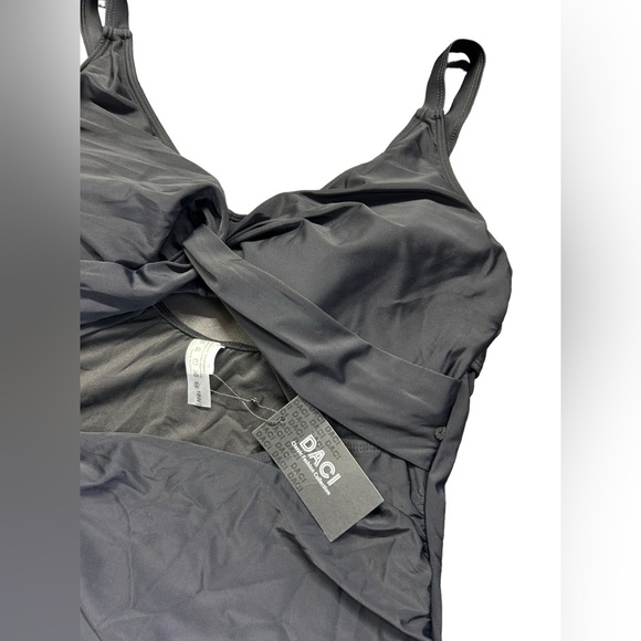 DACI women’s plus size 18W black one piece swimsuit NWT - Picture 2 of 4